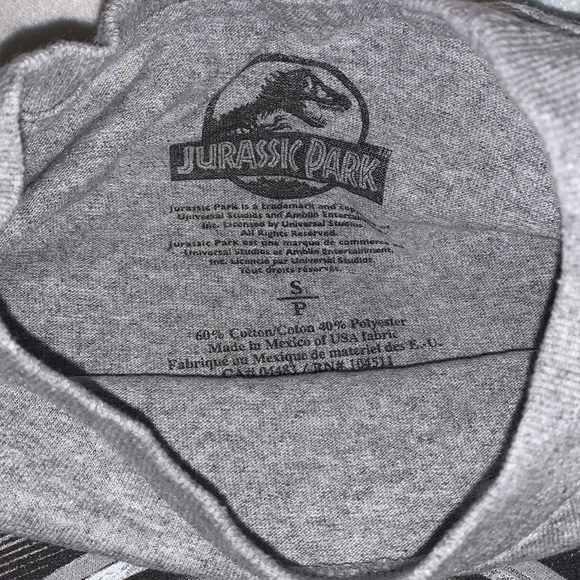 Jurassic park t shirt, worn 1-2. Size small - Picture 2 of 2